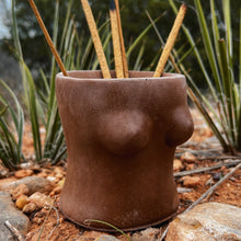 Load image into Gallery viewer, Boobie Concrete Dyed Planter