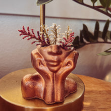 Load image into Gallery viewer, Daydreamer Concrete Vase_
