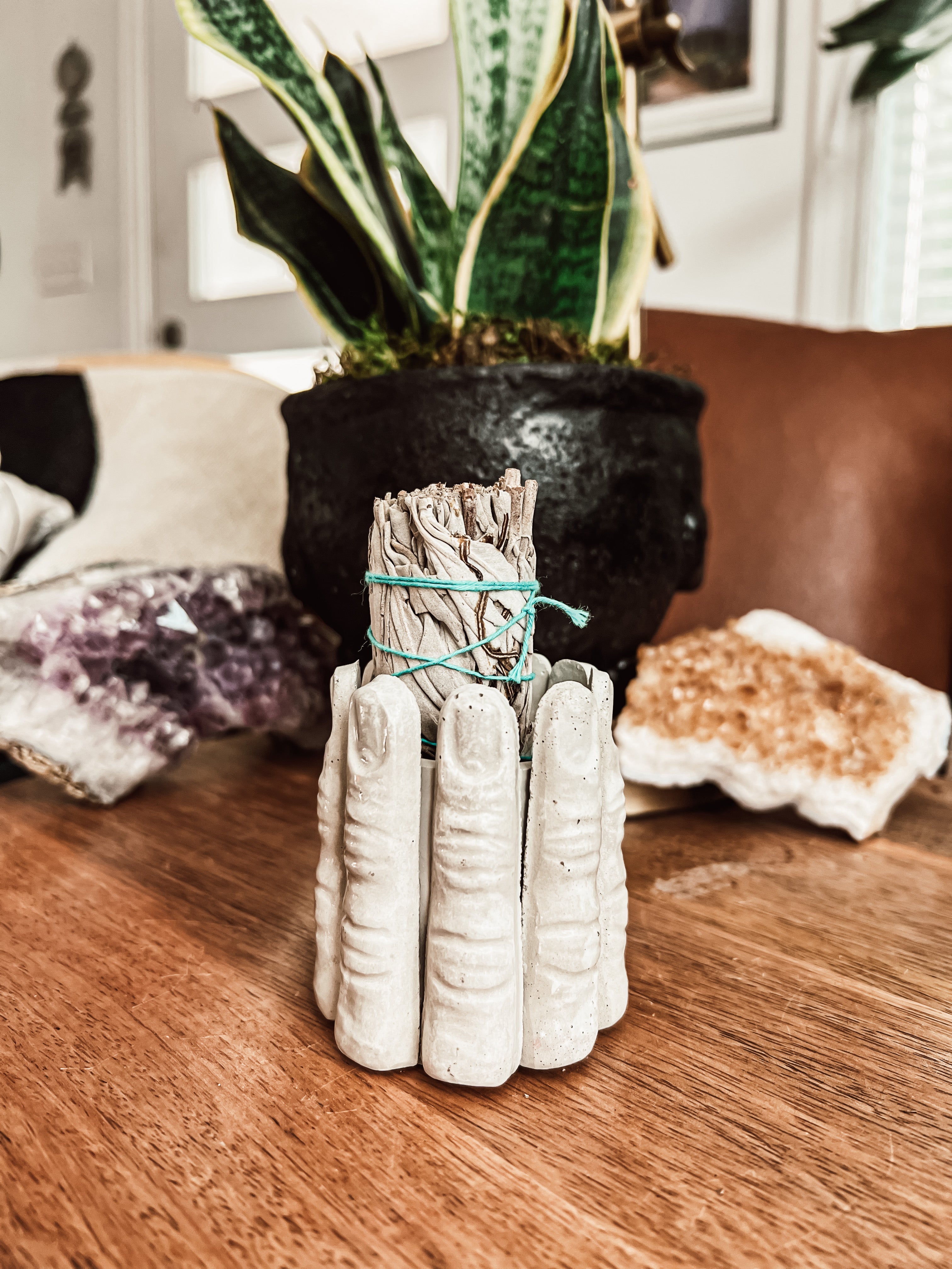 Concrete Finger Pots